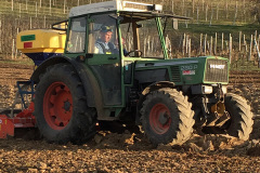 obstbau_plemenschits_am_traktor